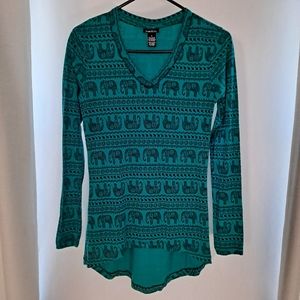 Ornate elephant print flowy boho long-sleeve v-neck